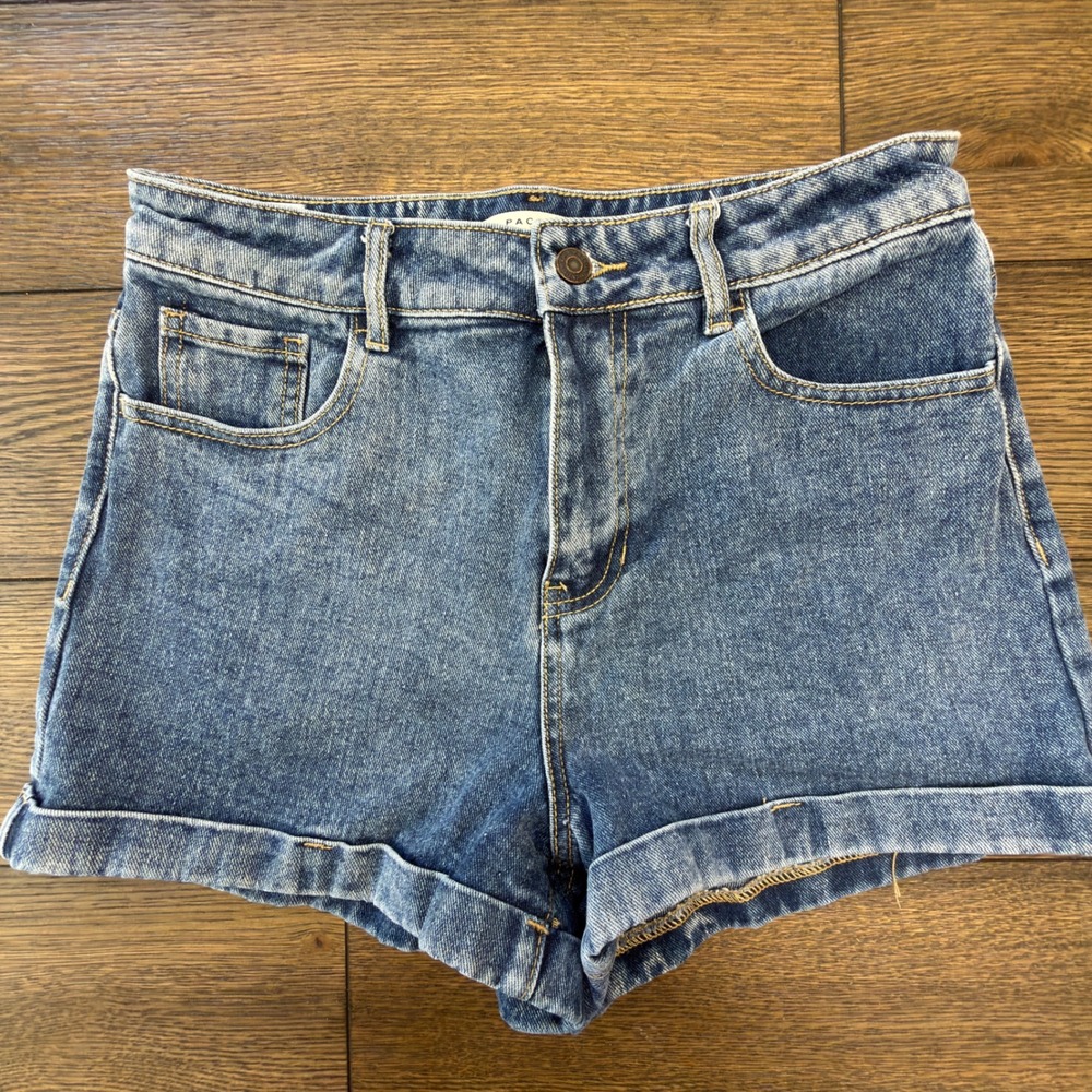 PacSun Women Blue High Waisted Mom Denim Shorts Medium Wash Size 28 Roll Cuff‎